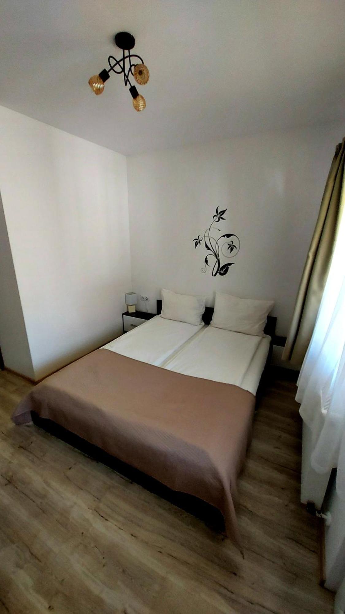 Anna Vendeghaz Hotel Praid Exterior photo